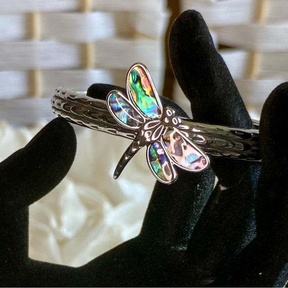 NWT Abalone Shell Dragonfly Cuff Bracelet in Black Oxidized Stainless Steel 7.5” - Picture 7 of 8
